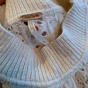 Free People Women’s Sweater size large